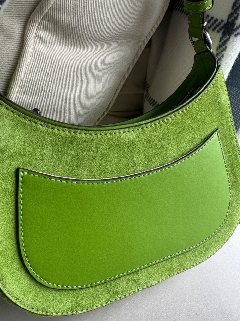 Tory Burch Grass Green Shoulder Bag - Picture 16 of 16